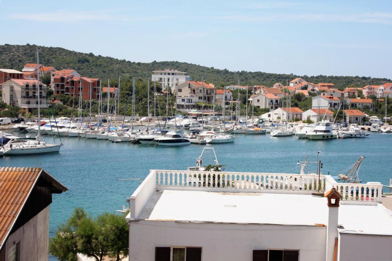 Apartments By The Sea Jezera, Murter - 5063 Exterior foto