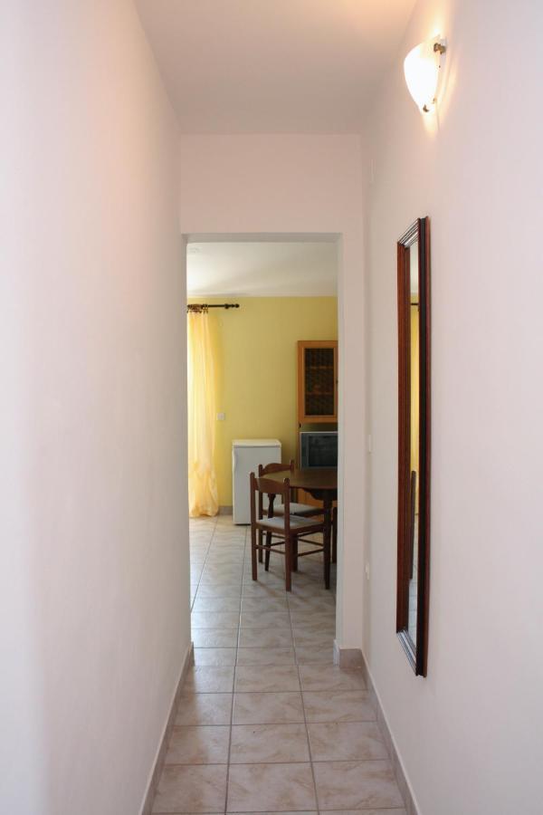 Apartments By The Sea Jezera, Murter - 5063 Exterior foto