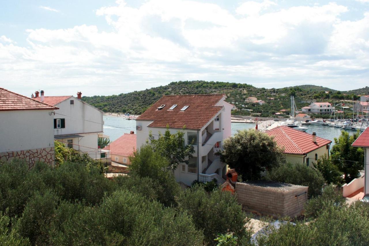 Apartments By The Sea Jezera, Murter - 5063 Exterior foto